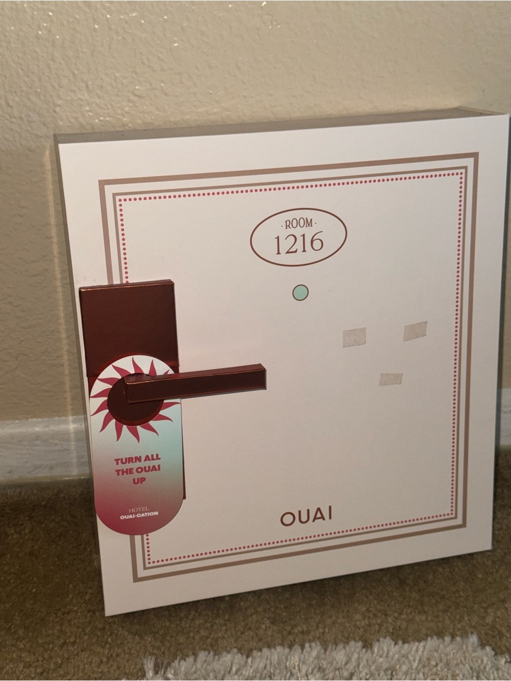 OUAI empty pr box/empty gift box - Picture 4 of 12